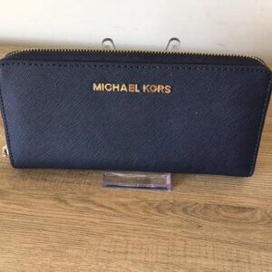 Michael Kors Navy Blue Saffiano Leather Wallet Jet Set Travel Collection